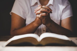 christian-life-crisis-prayer-god